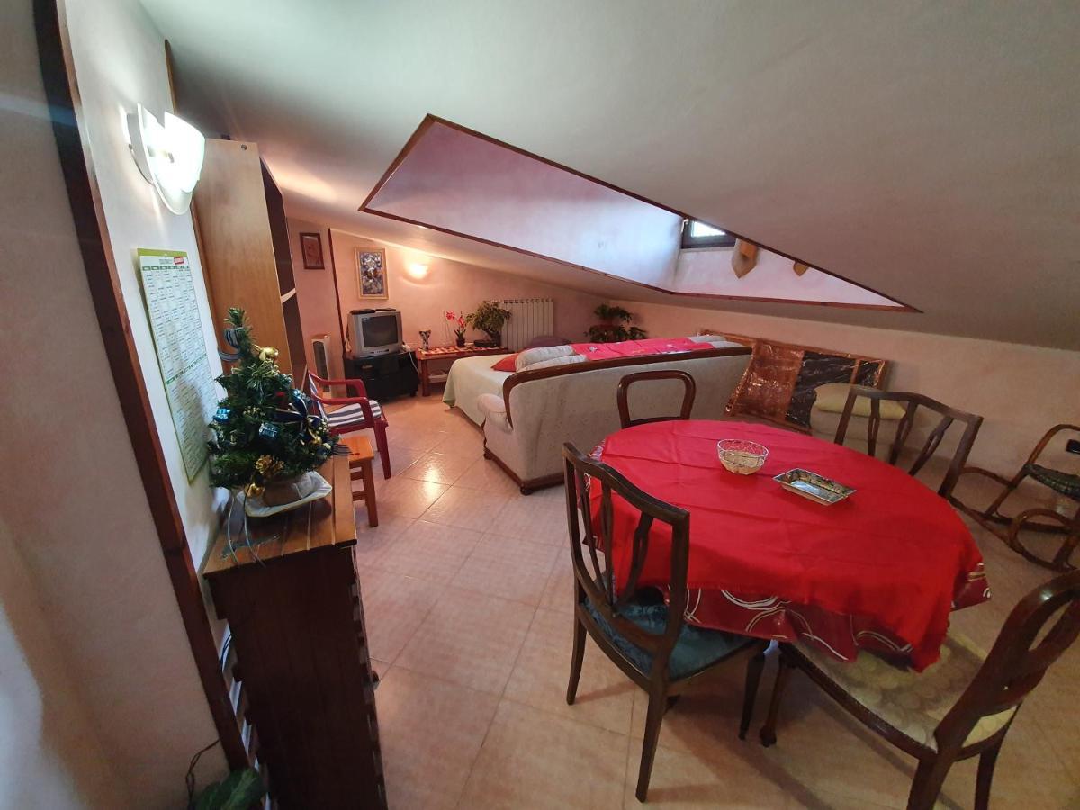 Lilly'S House Villa Castel Di Sangro Exteriör bild